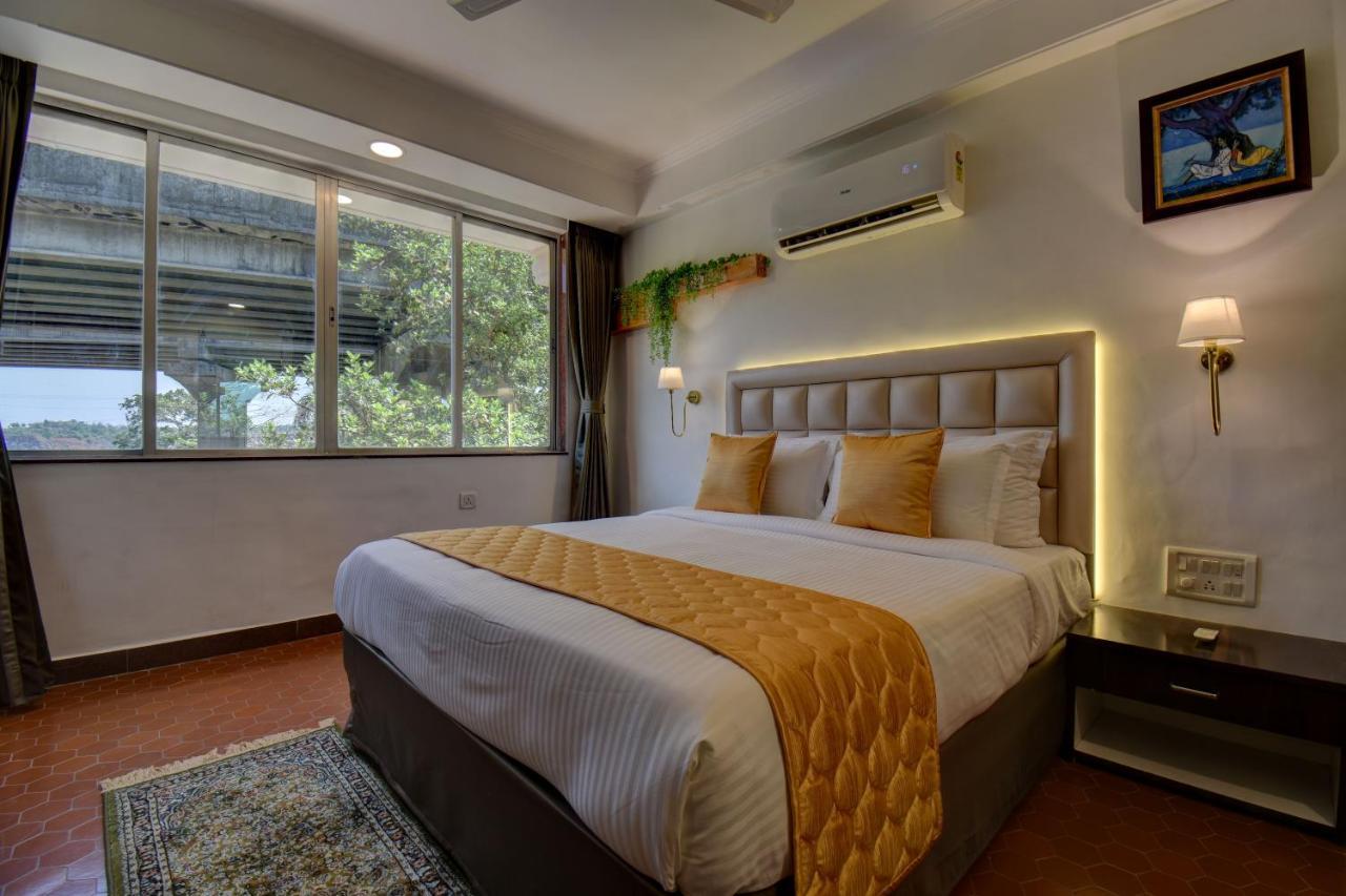 Elite Hotel Лонавала Экстерьер фото