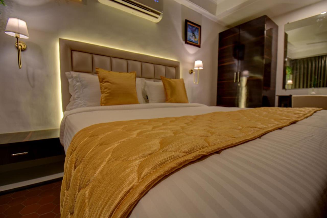Elite Hotel Лонавала Экстерьер фото