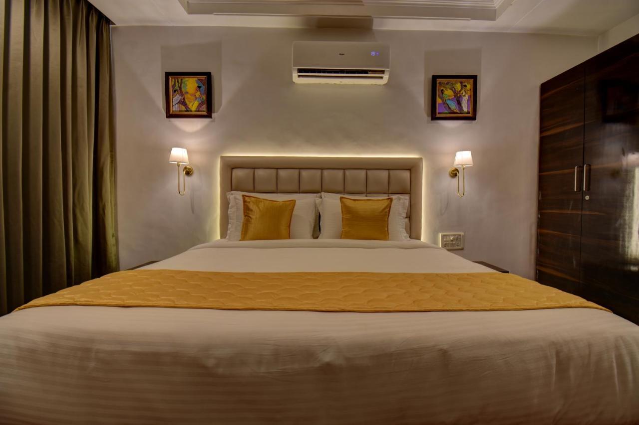 Elite Hotel Лонавала Экстерьер фото